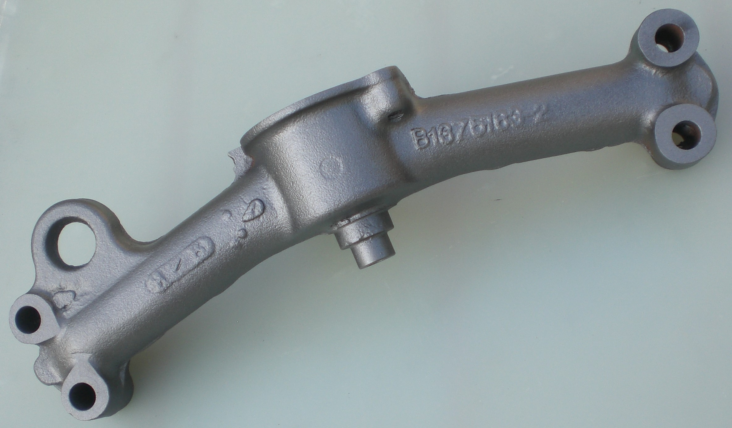 WATER MANIFOLD; CROSSOVER #1375163 (USED)