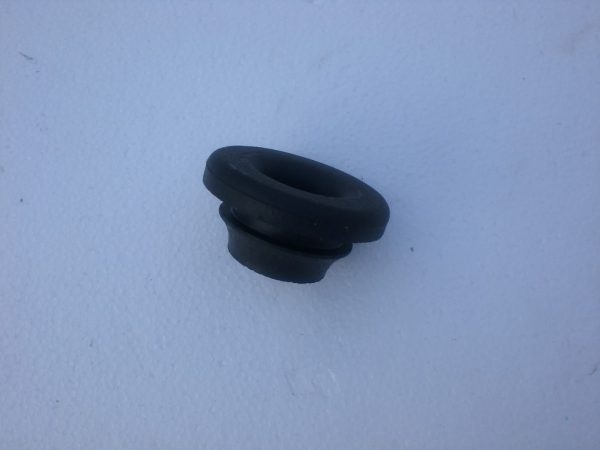 GROMMET; TURBO OIL DRAIN (IN INTAKE MANIFOLD)